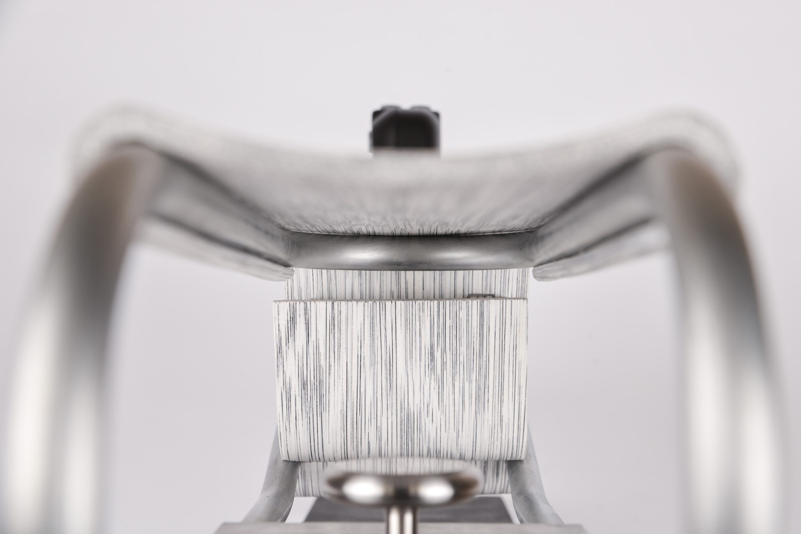 karuun-elobau-bedienarmlehne-ecodesign-naturetechmaterial